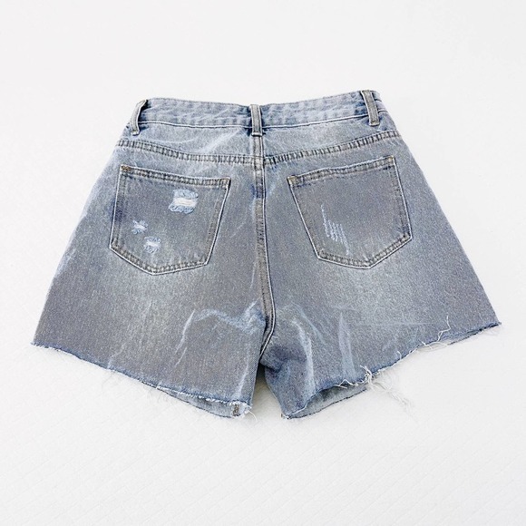Twelve by Ontwelfth Light Wash Denim Jean Shorts SZ S - Picture 3 of 6